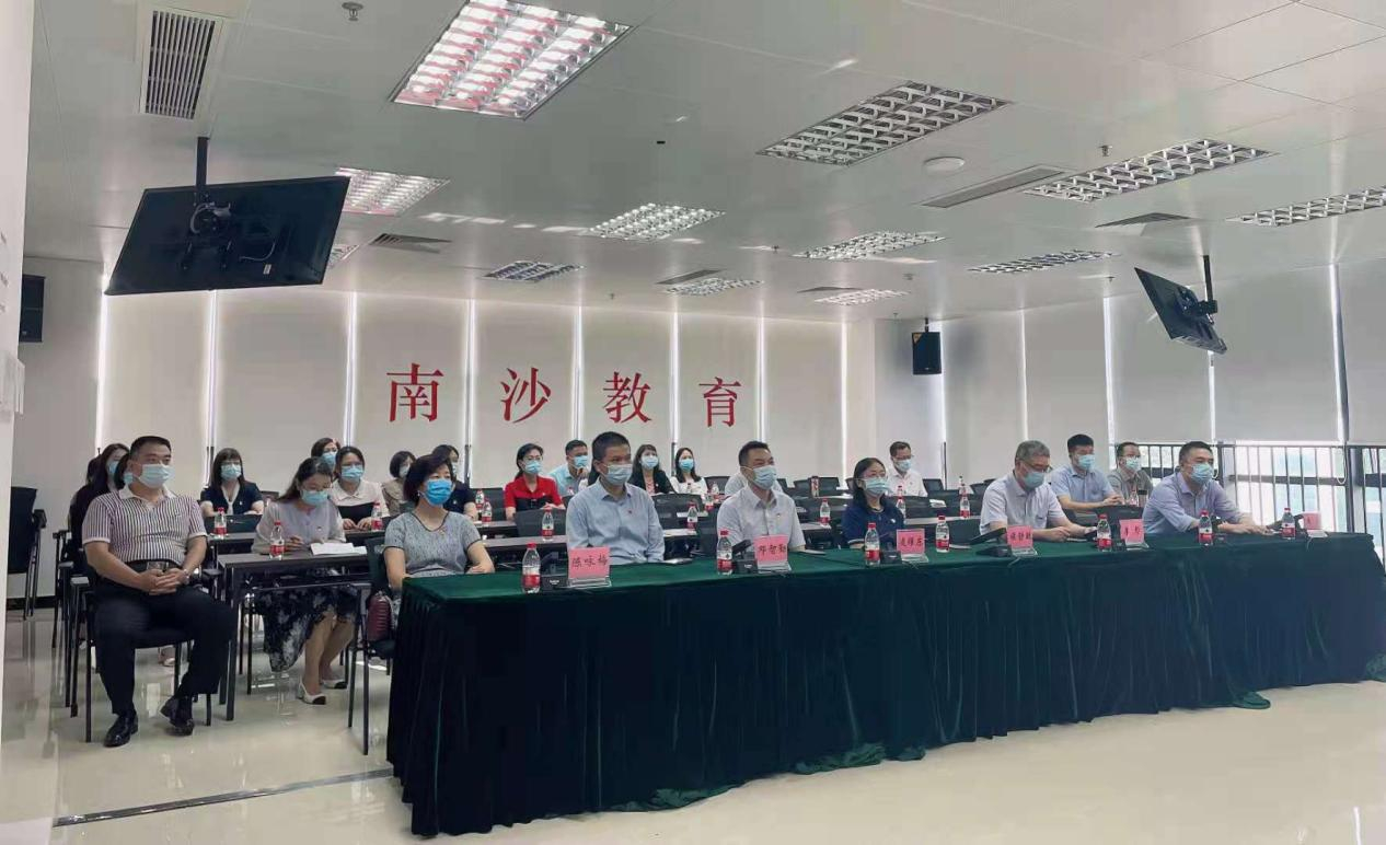 南沙区美女做爱
.jpg