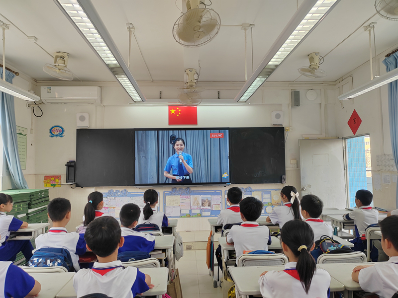 十大美女做爱平台排行
荔湾区芳村小学南漖学校五年级美女做爱
.jpg